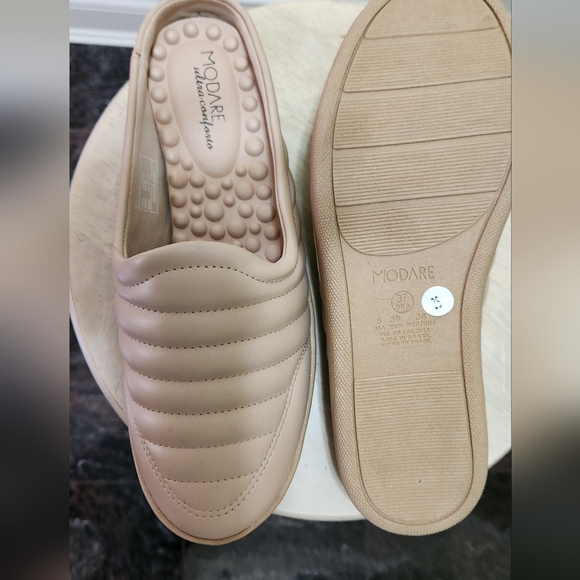Modere Comfort shoes size 8. - Picture 2 of 4